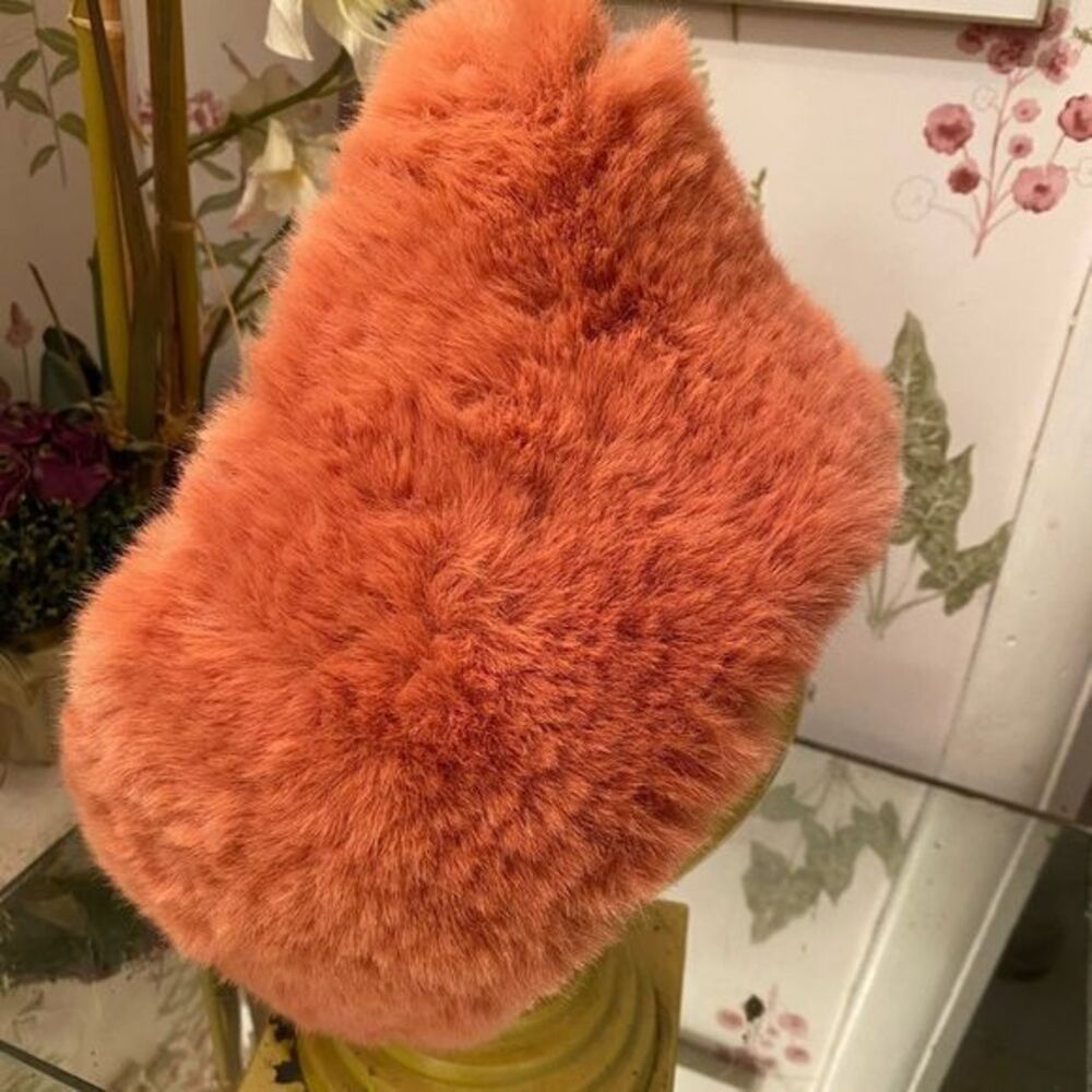 A new day faux fur hat /collar -OSFM orange NWT